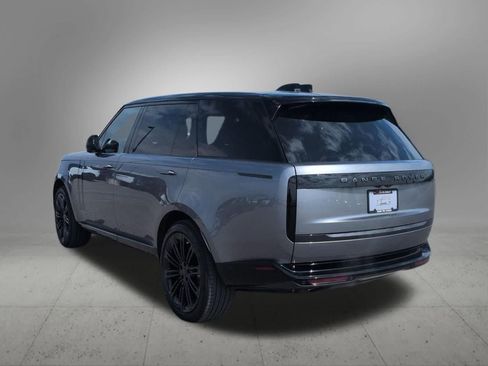 New 2026 Land Rover Range Rover Long Wheelbase SE AWD/4WD image 4