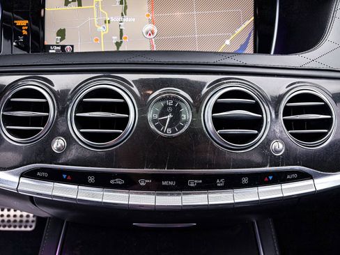 Used 2016 Mercedes-Benz S 550 Sedan image 24