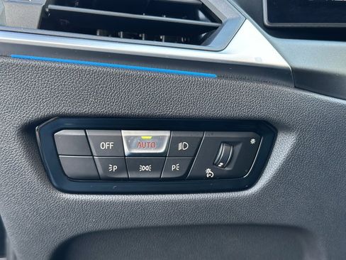 Used 2023 BMW 330i xDrive 330i xDrive w/ Premium Package image 34