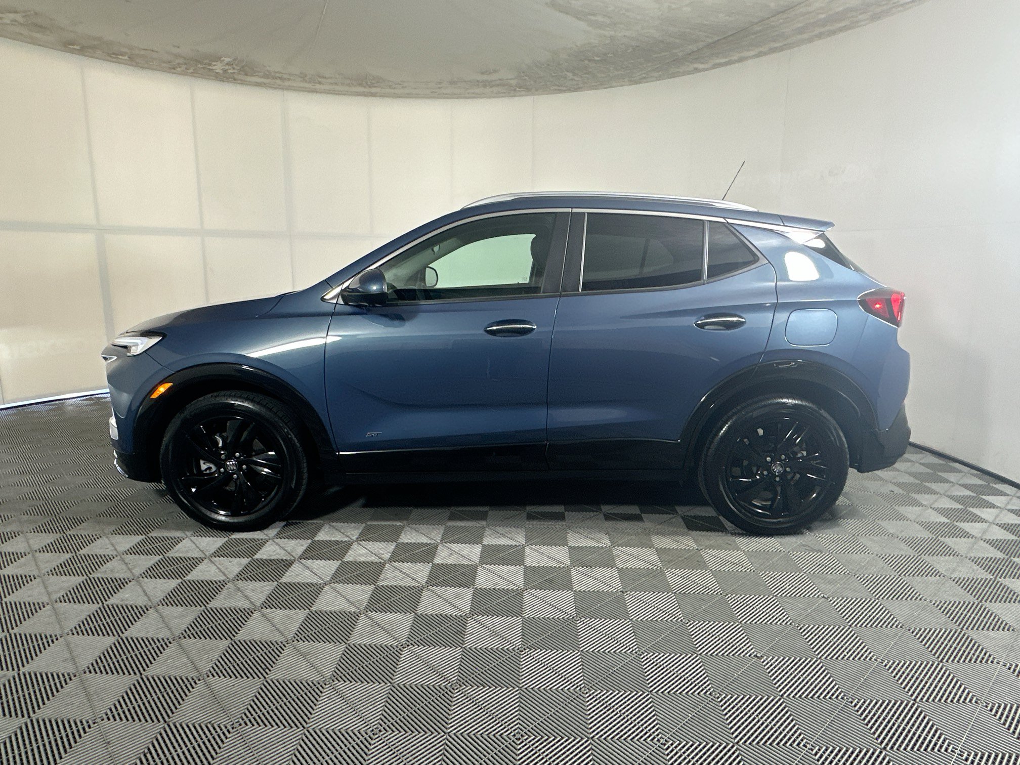 Used 2026 Buick Encore GX Sport Touring w/ Advanced Technology Package FWD image 6