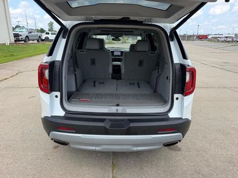 Used 2021 GMC Acadia SLT w/ Preferred Package FWD image 5