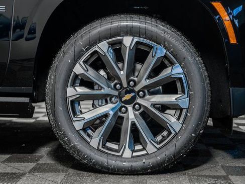 New 2026 Chevrolet Tahoe High Country image 19