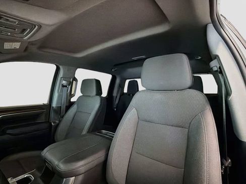 Certified 2025 Chevrolet Silverado 1500 LT w/ Convenience Package II AWD/4WD image 20