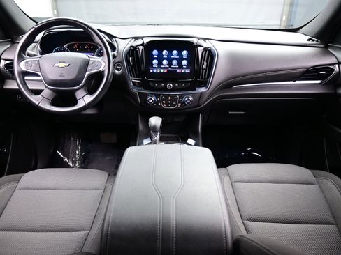 Used 2022 Chevrolet Traverse LT image 19