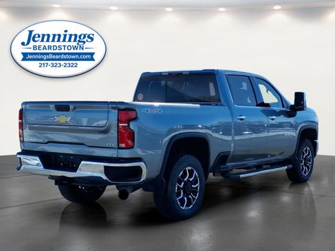 Used 2024 Chevrolet Silverado 2500 LTZ w/ LTZ Convenience Package image 6