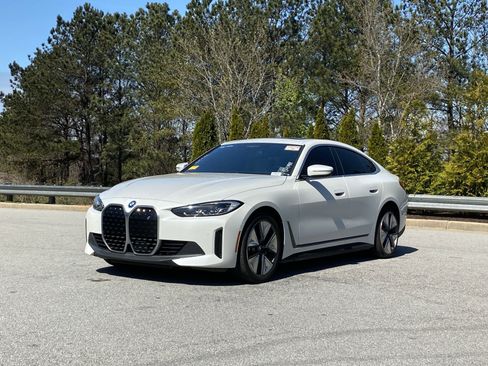 Used 2023 BMW i4 eDrive35 image 13