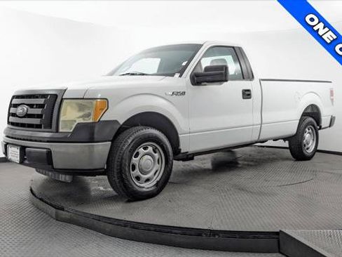 Used 2010 Ford F150 XL RWD image 2