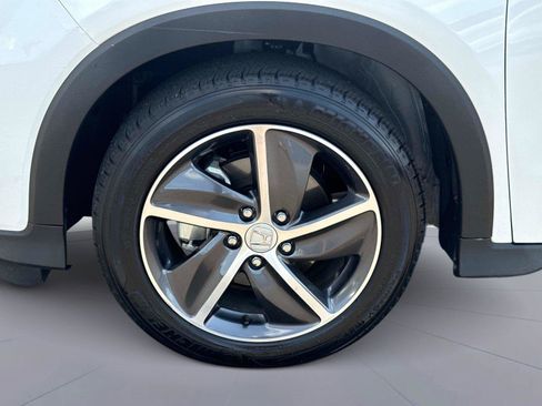 Used 2022 Honda HR-V EX image 11