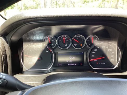 Used 2020 Chevrolet Silverado 1500 RST AWD/4WD image 34