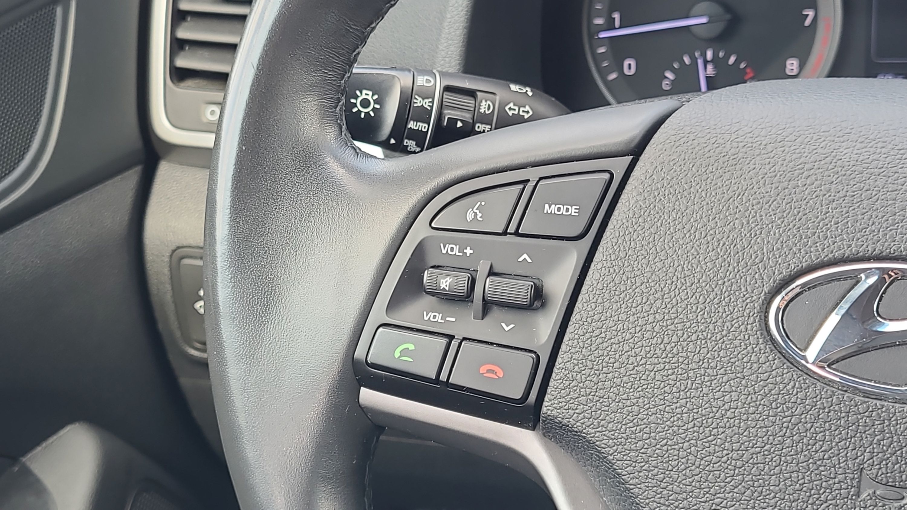Used 2018 Hyundai Tucson Limited AWD/4WD image 14