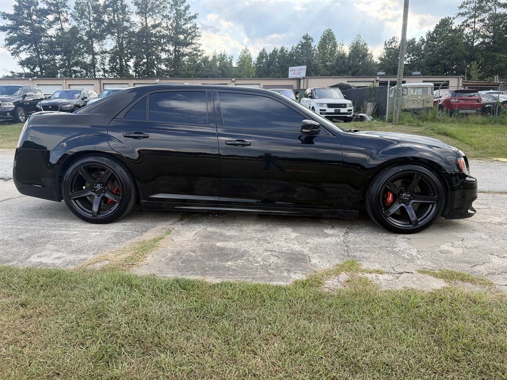 Used 2012 Chrysler 300 SRT8 w/ 19-Premium Speaker Group RWD image 4