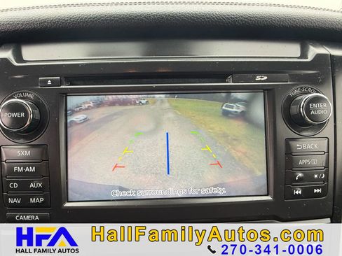 Used 2018 Nissan Titan SL w/ Midnight Edition image 23