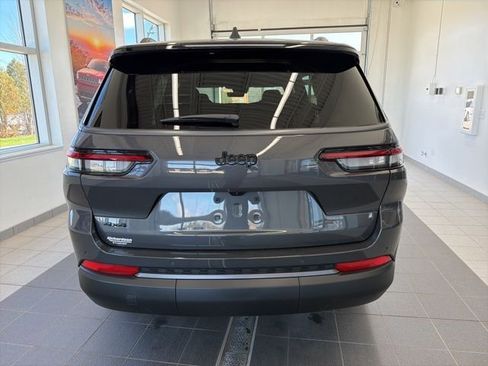 New 2026 Jeep Grand Cherokee L 4WD image 4