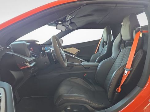 Used 2021 Chevrolet Corvette Stingray Premium Conv w/ Z51 Performance Package RWD image 11