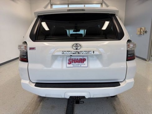 Used 2023 Toyota 4Runner SR5 Premium w/ Moonroof Package image 5