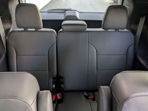 New 2026 Buick Enclave Preferred w/ Power Package AWD/4WD image 9