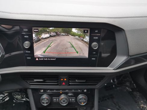 Used 2020 Volkswagen Jetta GLI Autobahn FWD image 14