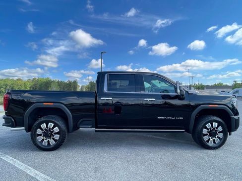 Used 2025 GMC Sierra 2500 Denali w/ Max Trailering Package AWD/4WD image 74