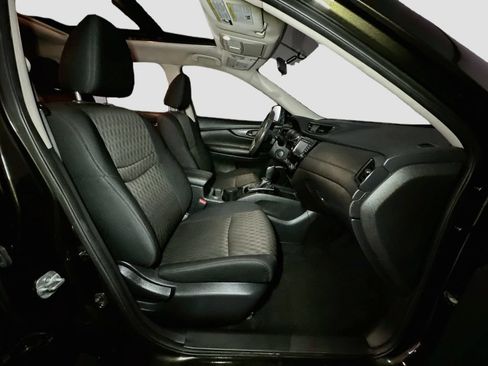 Used 2017 Nissan Rogue SV AWD/4WD image 36