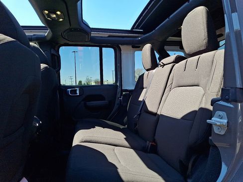 Certified 2023 Jeep Wrangler Unlimited w/ Sun & Screen Package image 10