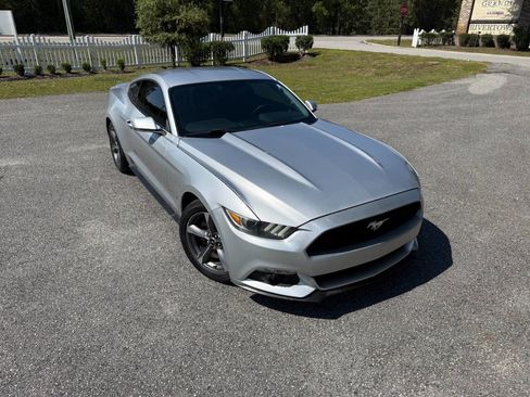 Used 2016 Ford Mustang Coupe w/ Equipment Group 051A image 37