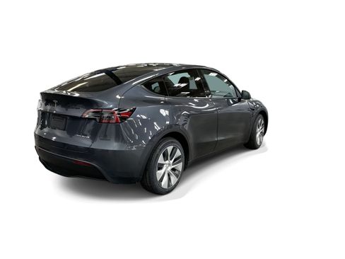 Certified 2023 Tesla Model Y Long Range AWD/4WD image 6