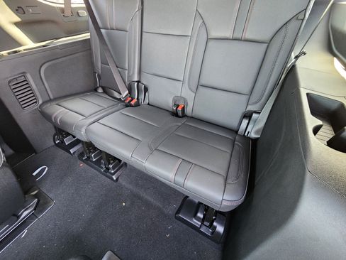 New 2026 Chevrolet Suburban RST w/ Comfort Package AWD/4WD image 21