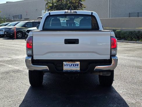 Used 2023 Toyota Tacoma TRD Off-Road w/ Black Out Package (TMS) image 6