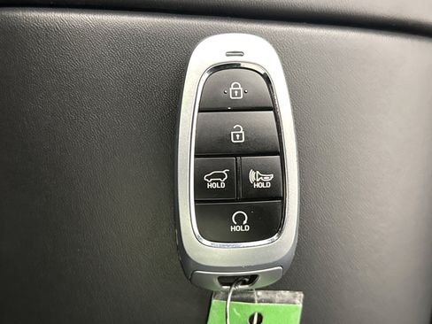 Used 2023 Hyundai Santa Fe SEL w/ Premium Package AWD/4WD image 10