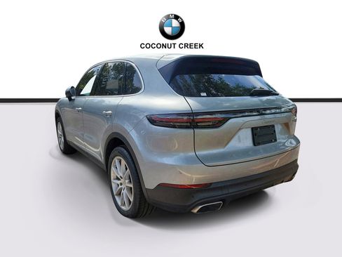Used 2021 Porsche Cayenne AWD/4WD image 3