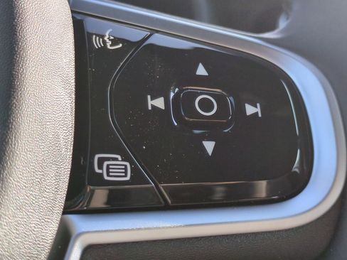 New 2026 Volvo XC60 B5 Plus w/ Protection Package Premier image 25