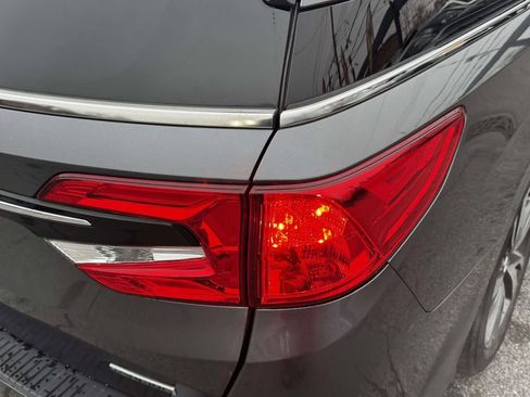 Used 2023 Honda Odyssey Touring image 10