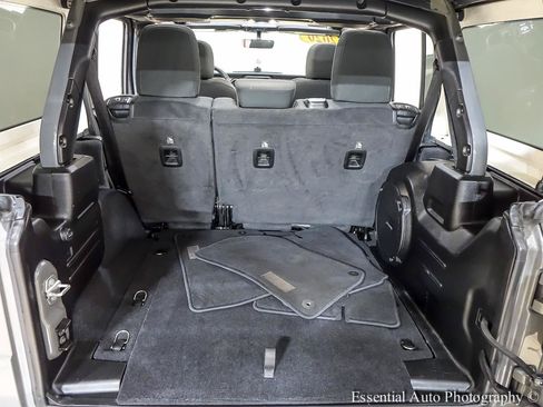 Used 2020 Jeep Wrangler Unlimited Sport S w/ Sun And Sound Package AWD/4WD image 27