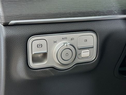 New 2026 Mercedes-Benz GLE 350 4MATIC image 10