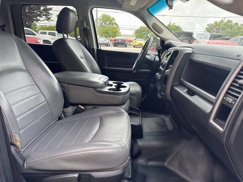 Used 2014 RAM 3500 Tradesman w/ Chrome Appearance Group AWD/4WD image 14