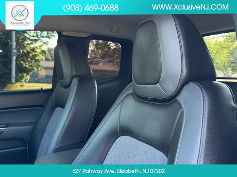 Used 2015 Chevrolet Colorado Z71 AWD/4WD image 10