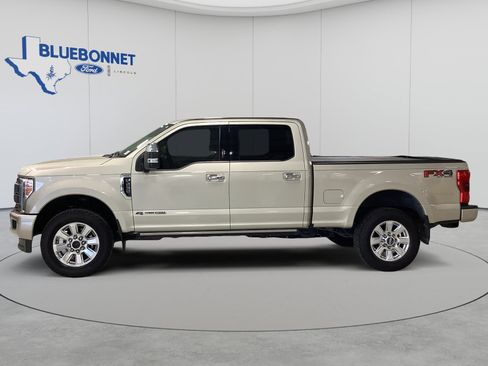 Used 2018 Ford F250 Platinum w/ Platinum Ultimate Package AWD/4WD image 8
