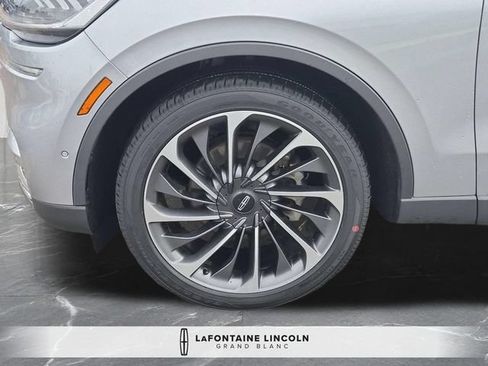 Used 2022 Lincoln Aviator Reserve w/ Equipment Group 201A AWD/4WD image 33