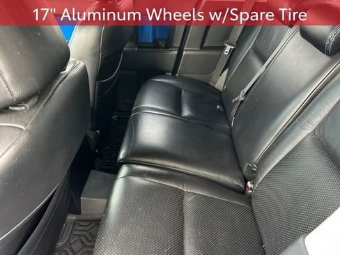 Used 2007 Toyota FJ Cruiser 4WD image 16