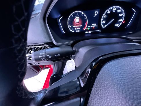 Used 2025 Honda Civic Sport image 18