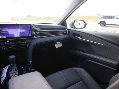 New 2026 Toyota Camry XLE image 25