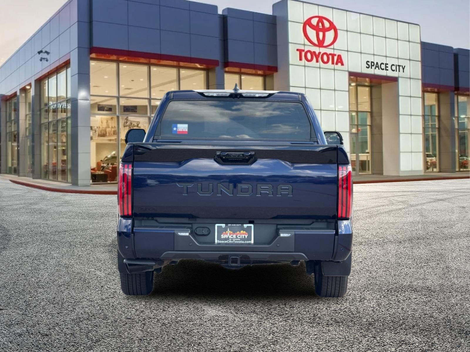 New 2025 Toyota Tundra Platinum AWD/4WD image 5