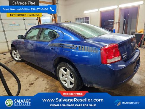 Used 2010 Dodge Charger RWD image 3