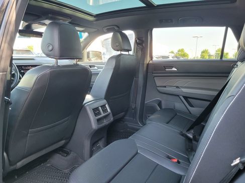 Used 2023 Volkswagen Atlas Cross Sport SEL R-Line AWD/4WD image 15