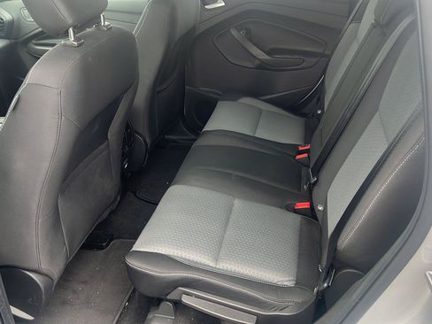 Used 2019 Ford Escape SE AWD/4WD image 14