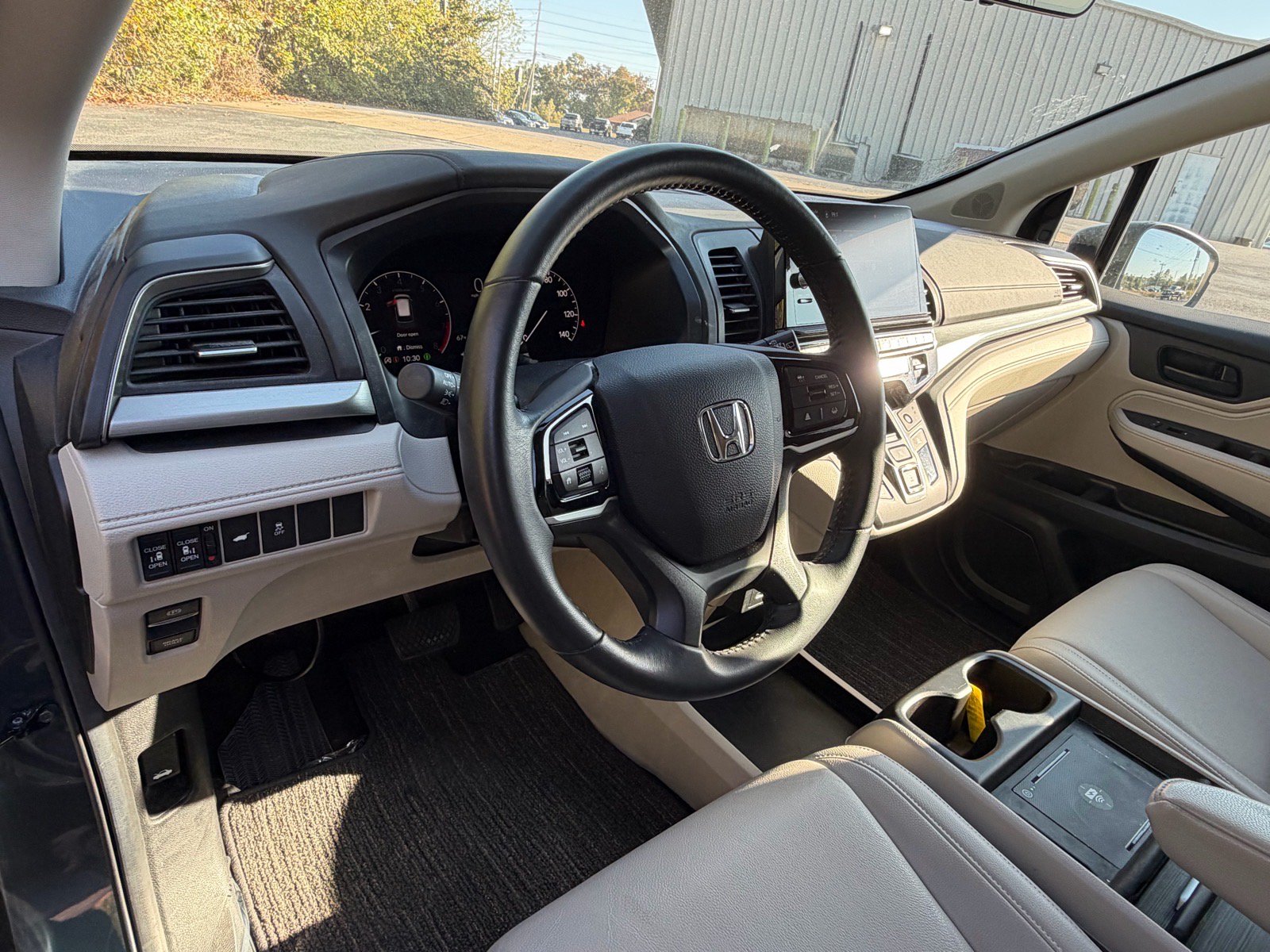 Used 2025 Honda Odyssey EX-L image 24