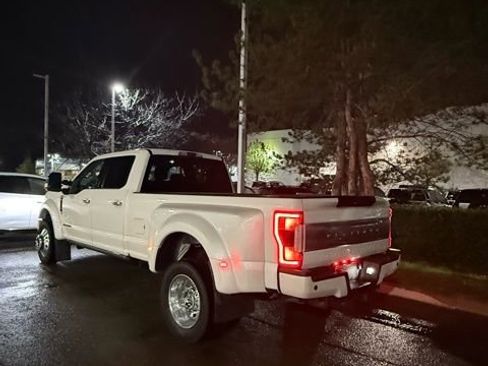 Used 2019 Ford F450 Platinum w/ Platinum Ultimate Package image 9