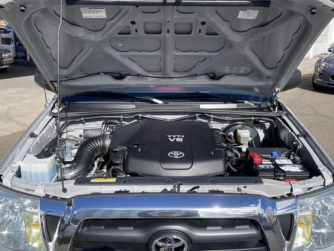 Used 2007 Toyota Tacoma PreRunner image 5