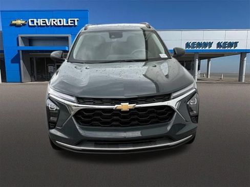 Certified 2026 Chevrolet Trax LT FWD image 7
