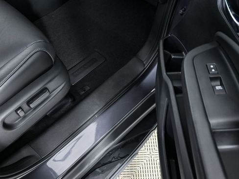 Used 2021 Honda Pilot Touring image 25